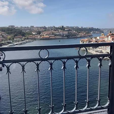 Apartment Cosy In The Heart Of 40 Sqm Modern Amenities Porto