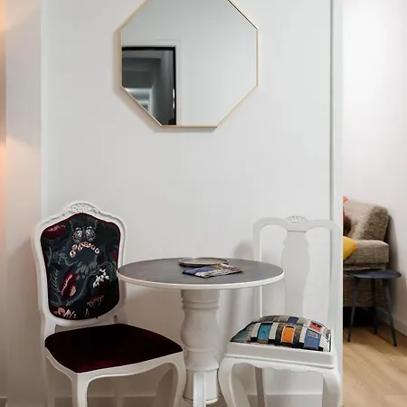 Cosy In The Heart Of 40 Sqm Modern Amenities *